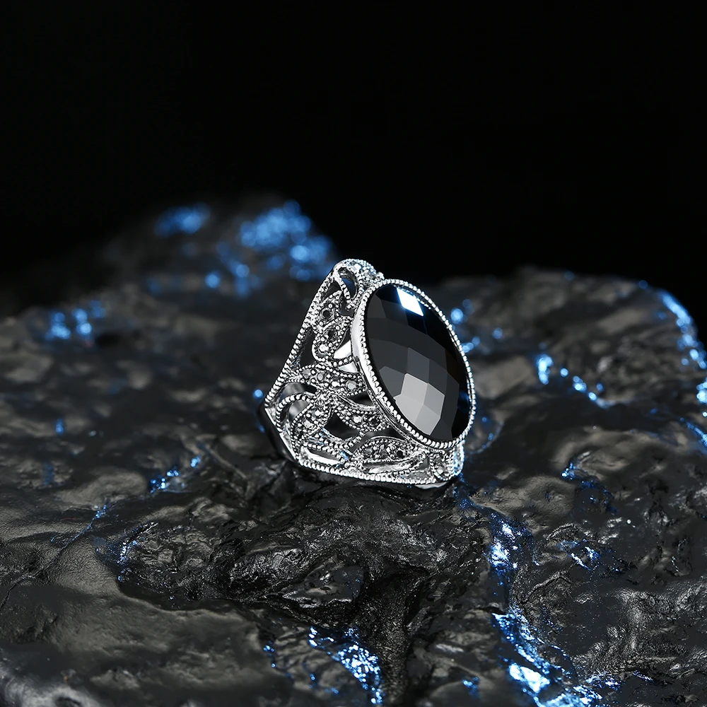 

New Arrival Black Acrylic Rings For Women Men's Hollow Jewelry Ring Vintage Gift for Mother Grandmother Big Size J02849