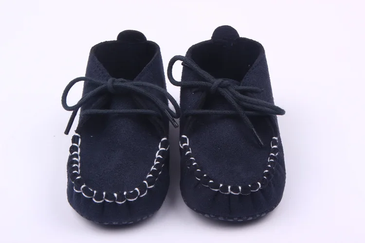 navy blue Новинка, обувь для маленьких мальчиков и девочек, милые коричневые детские мокасины младенческие, для малышей, для первых шагов, темно-синие, повседневная обувь - Цвет: navy blue