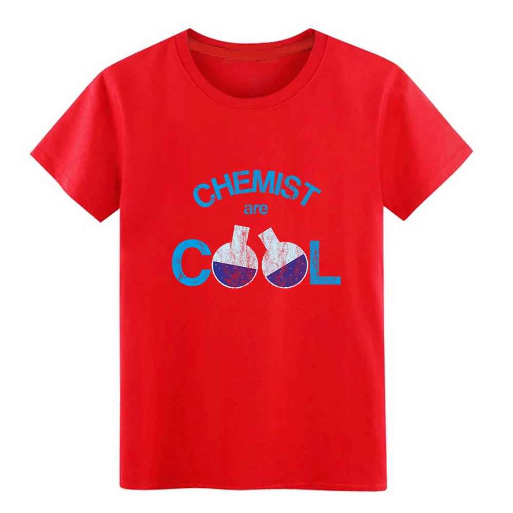 Мужская футболка Chemist are cool Chemistry gift с принтом вырезом лодочкой и надписью
