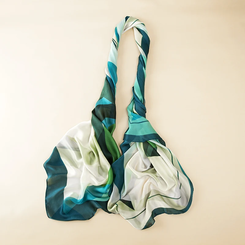 Luxury Brand Women Silk Scarf Beach Shawl and Echarge Luxurious Wrap Designer Scarves Plus Size Female Stole Bandana 7IV |