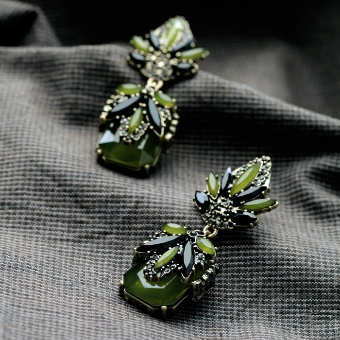 E78 ювелирные изделия модные черновато зеленые серьги гвоздики с подвесками