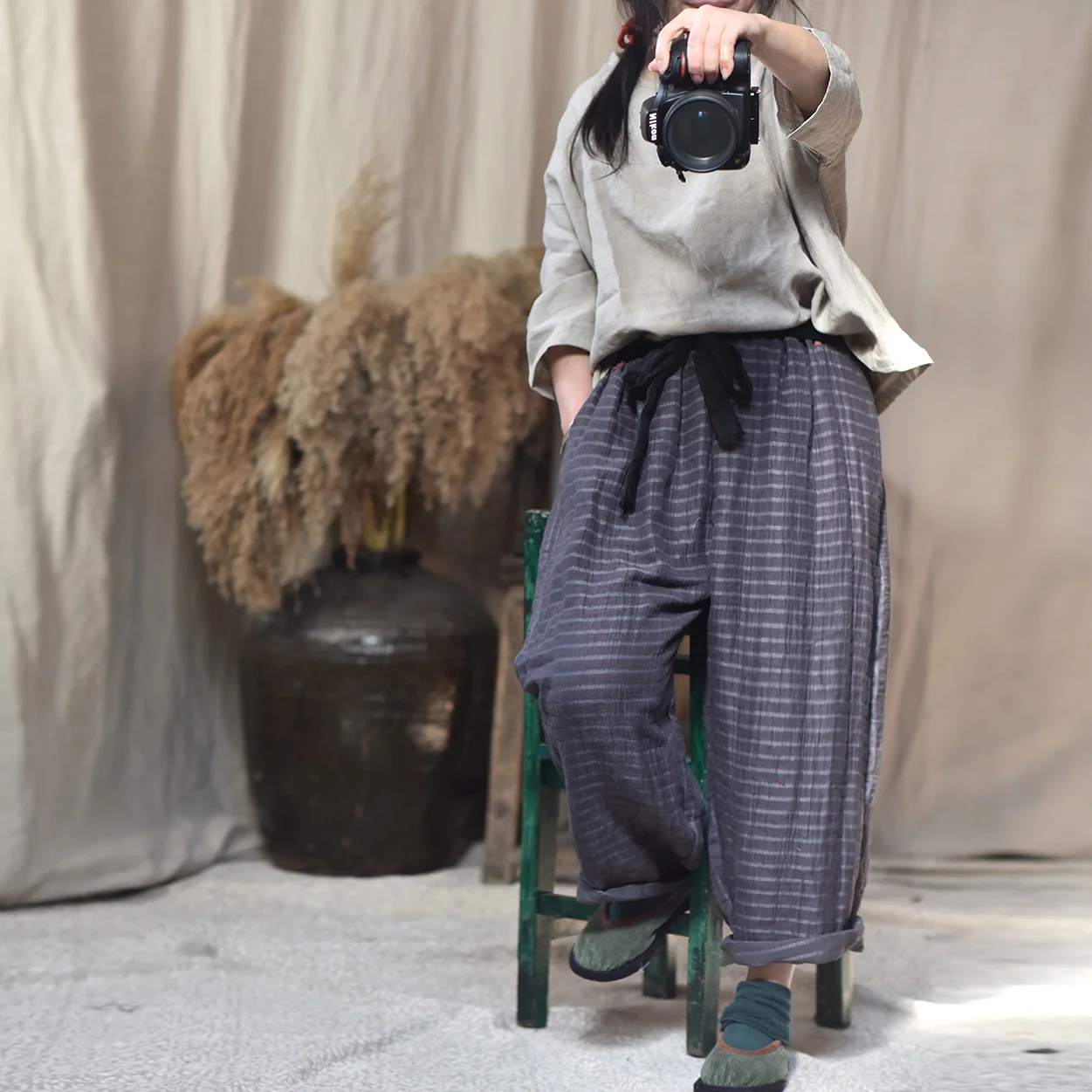 Женские брюки в полоску из хлопка и льна винтажные прямые с широкими штанинами