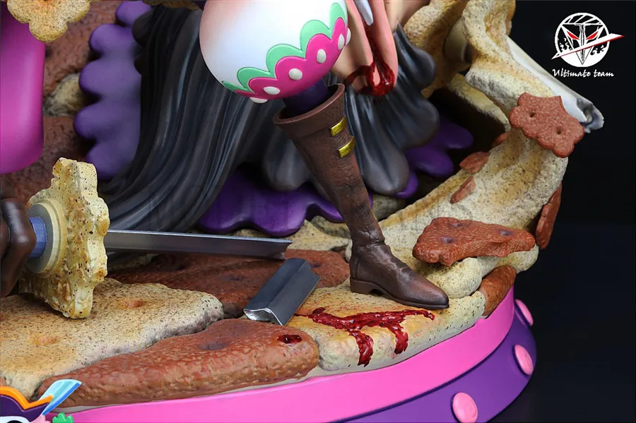 Фигурка из смолы JZ Big Mom для коллекции модельных фанатов в наличии одна штука