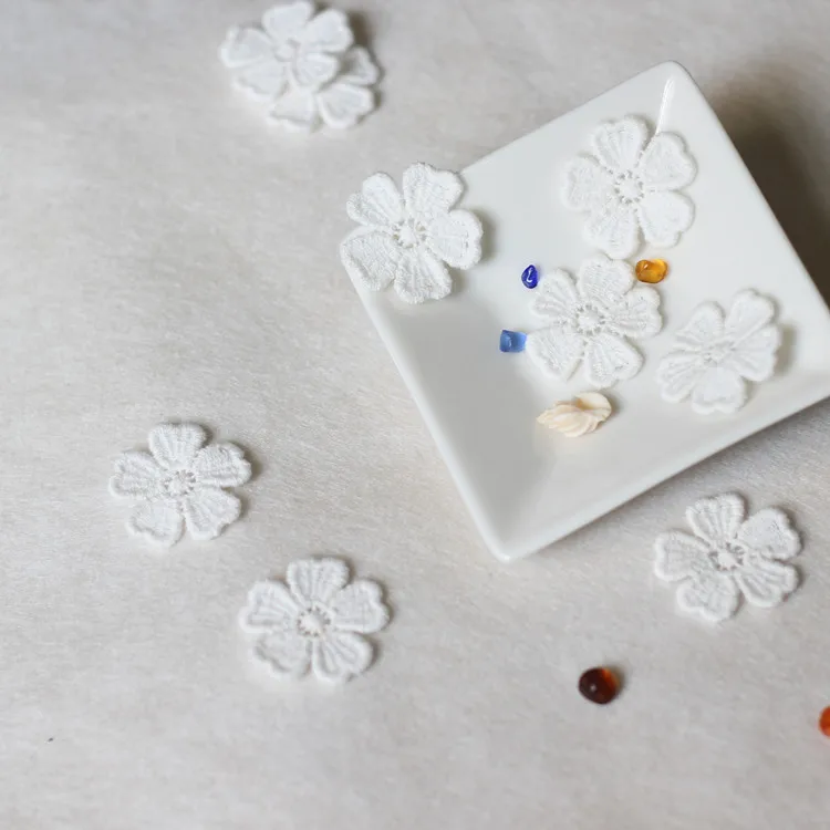 

Free Shipping 50 PCS High Quality DIY Embroidery Flower Applique Lace Patches