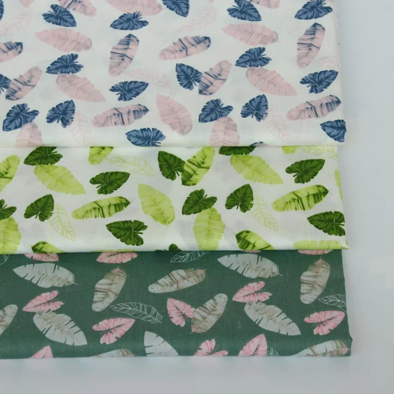 

Саржевая ткань из 100% хлопка, ярко-розовая ткань с зелеными листьями для самостоятельного изготовления кроватки, постельных принадлежностей, подушек, одежды, квилтинга, украшения ручной работы