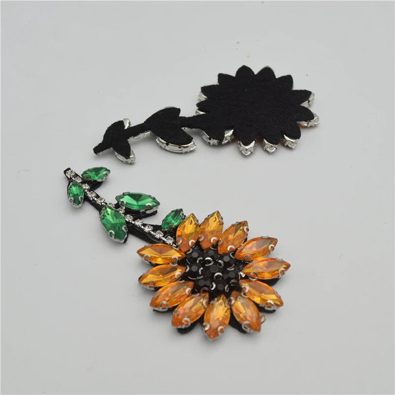 12 шт. жёлтые акриловые камни в виде подсолнечника и горного хрусталя бисер