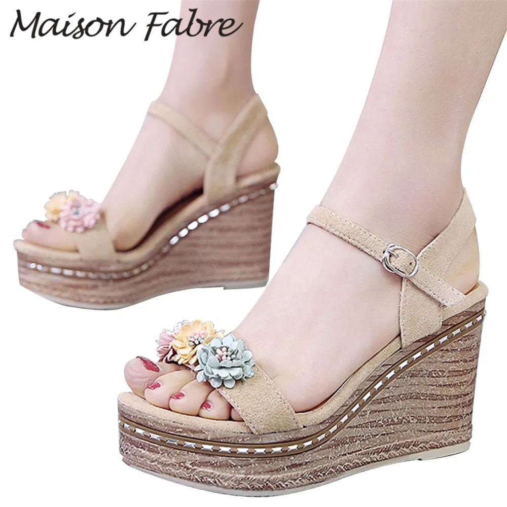 Сандалии SAGACE женские с пряжкой пляжные босоножки на танкетке цветочным рисунком