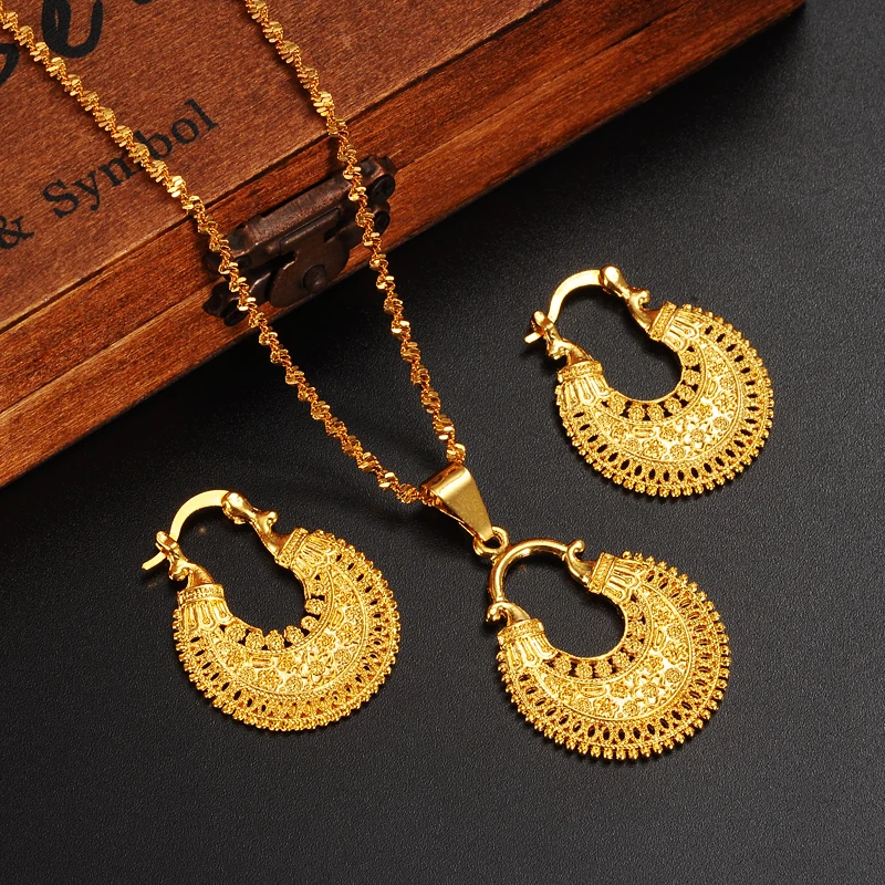 _ 2017 Новый нигерийский набор ювелирных изделий среднего размера с золотыми