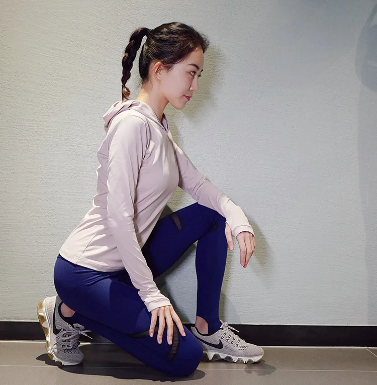 Спортивные топы колготки шлемы одежда для фитнеса женская йоги бега с капюшоном