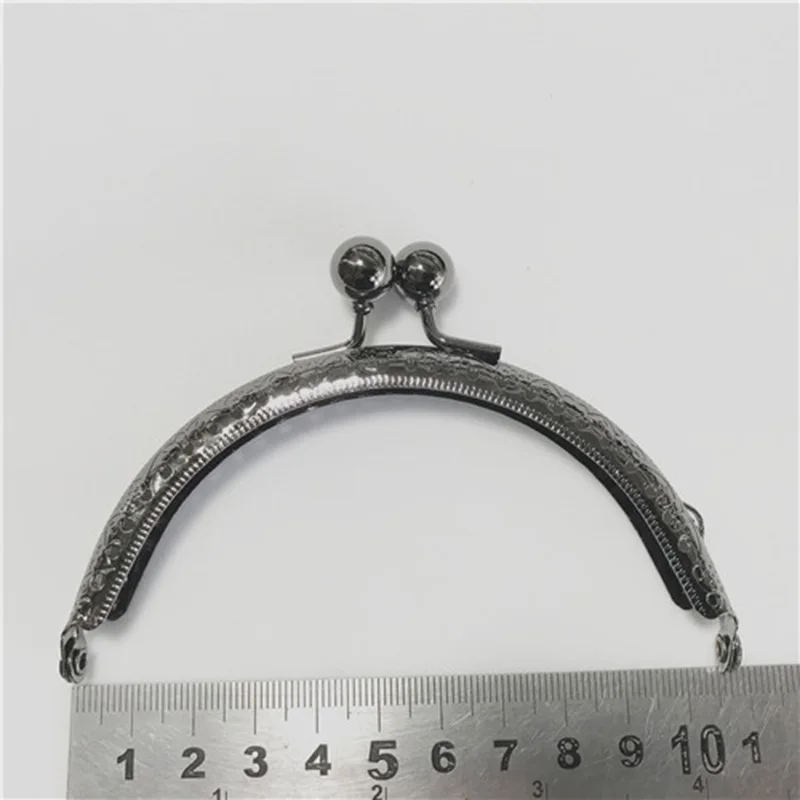 10.5cm Black 10 шт./лот, 15,5 см, металлическая рамка для кошелька, для сумки, тиснение дуги, кошелек для монет, рамка, поцелуй, застежка, застежка, клатч, сумка, рамка - Цвет: 10.5cm Black