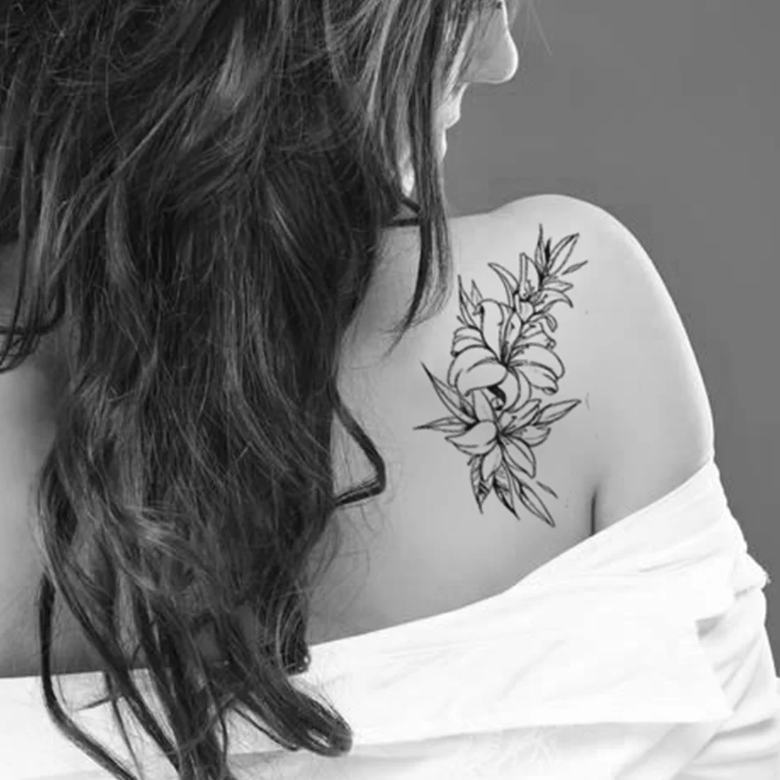 

Black Roses Design 1 Piece Temporary Tattoo Sticker Full Flower Arm Body Art Big Large Fake Tattoo Sticker