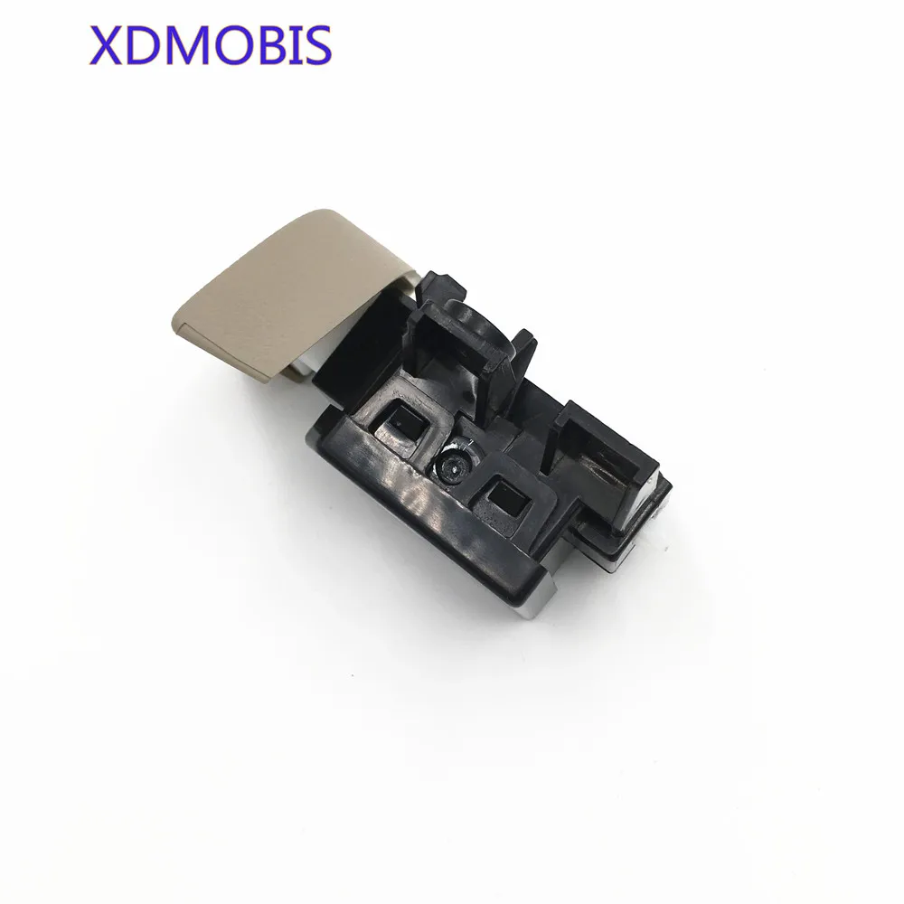 Замок для перчаточного ящика сборка кнопка Hyundai Elantra i30 2103-2015 OEM 845153XRA0 84515-3XRA0 |