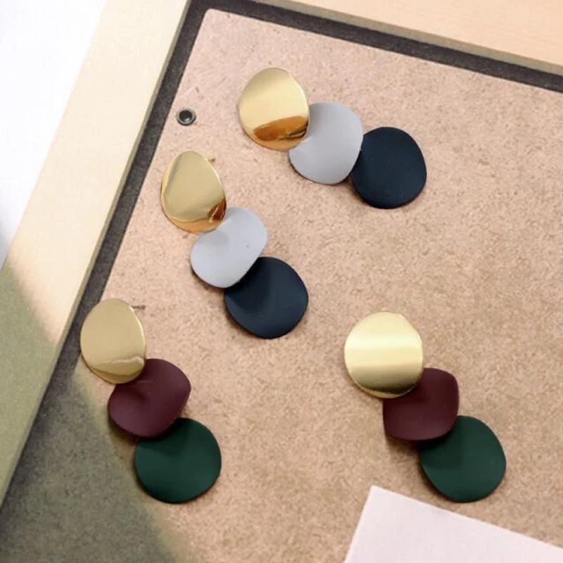 Новинка 2021 элегантные круглые металлические неровные серьги для женщин НОВЫЕ