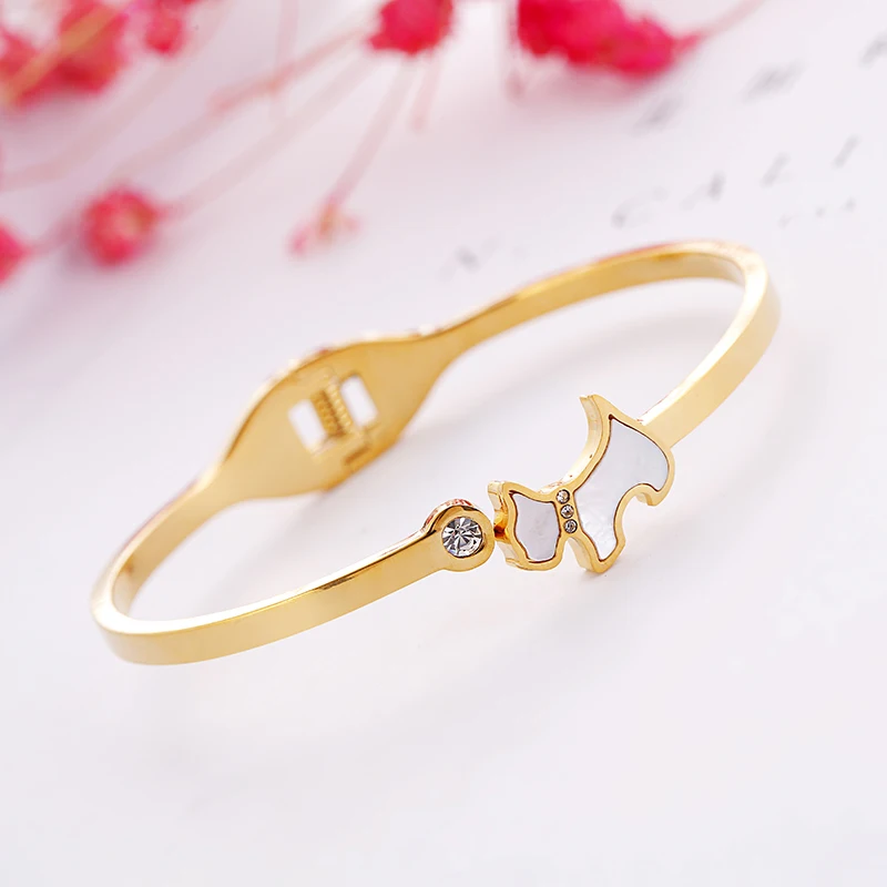 Оптовая продажа высокое качество белая ракушка собака брендовые буквы модные