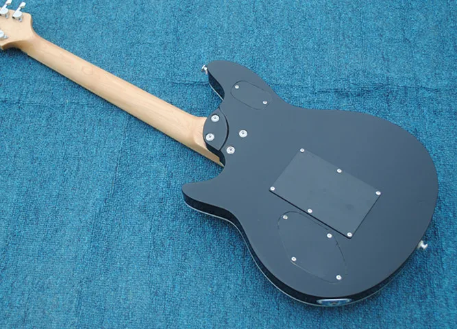 Высокое качество электрогитара могут быть выполнены по индивидуальному заказу |