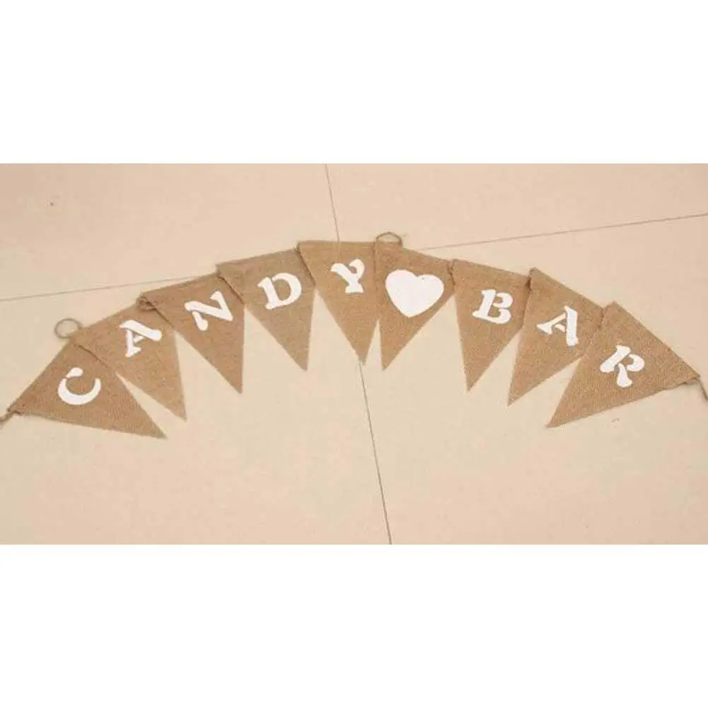 Льняные флажки с сердечками для рождественских праздников украшенные бантиками