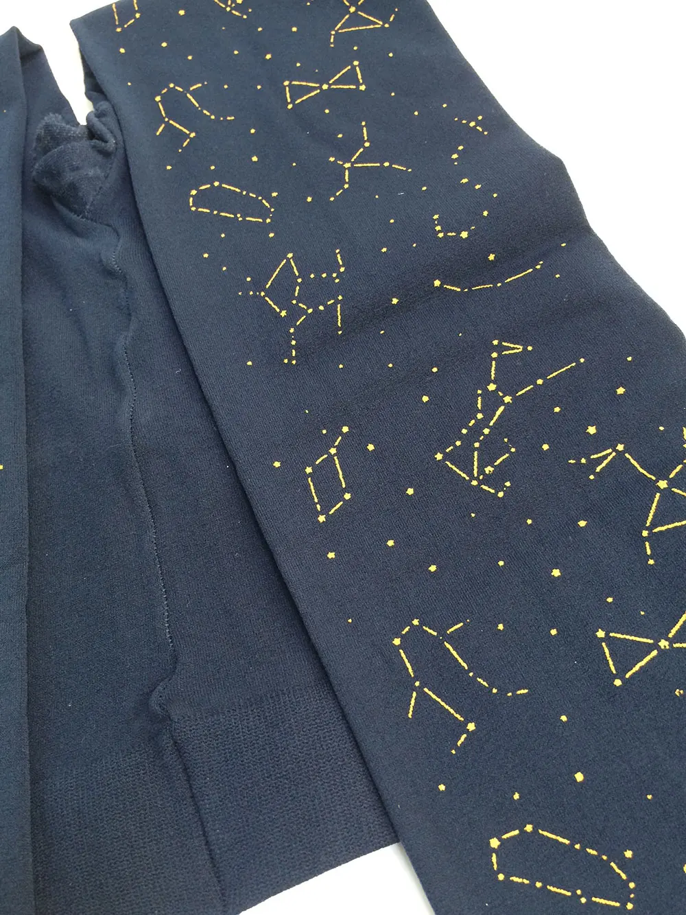 Колготки с принтом Galaxy River трехцветные (черный синий белый) бархатные колготки