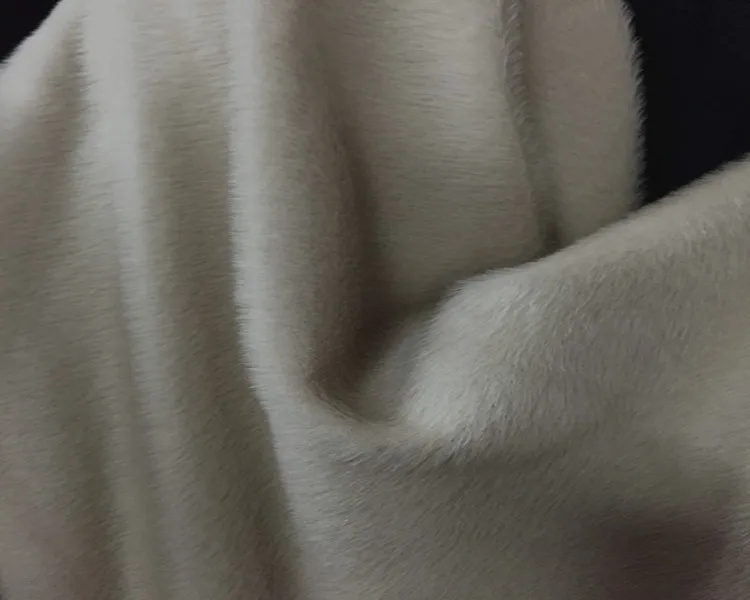 Однотонная кашемировая ткань вдоль шерстяного кашемира пальто из натуральной