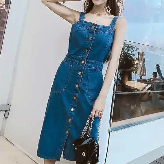 Женское джинсовое платье-карандаш облегающее однобортное платье на бретельках