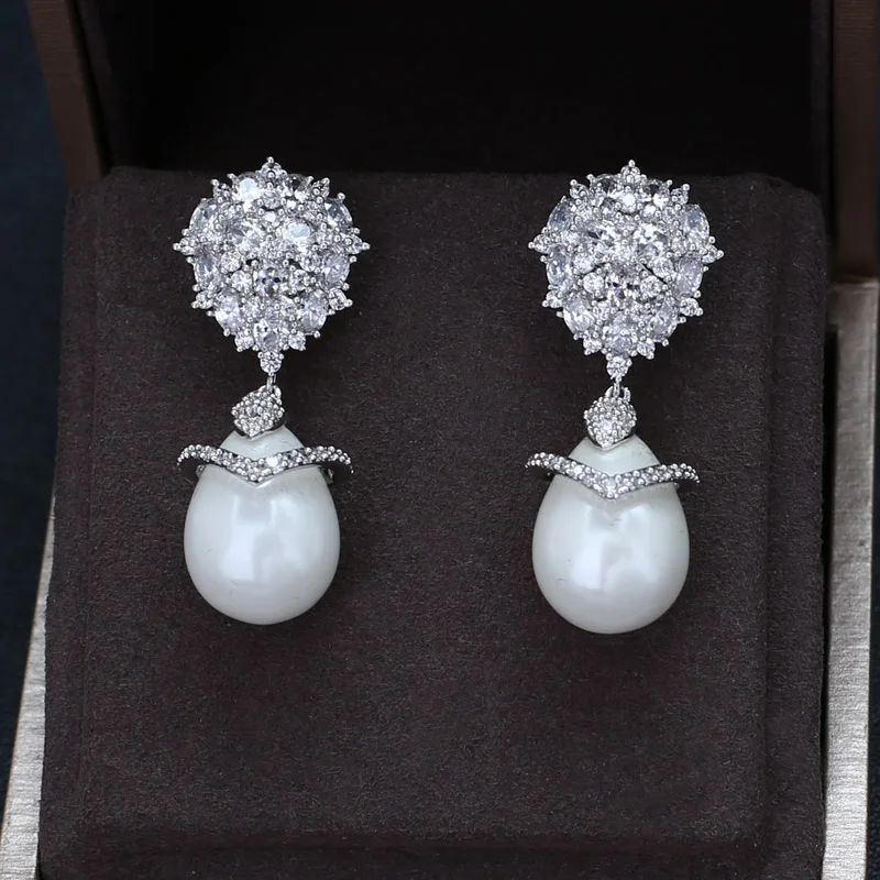 Оптовая продажа прозрачные белые висячие серьги с микрозакрепкой фианиты и