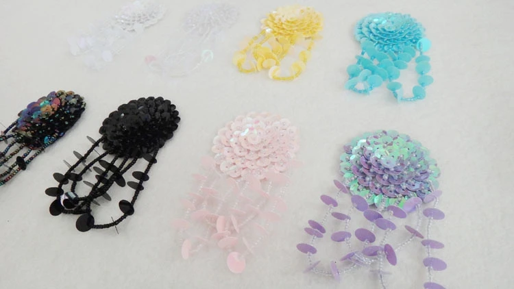 10.5cm Flower Tassel Sequin Patches Brooch Applique Vintage Embroidered Badge Fabric Patch Fashion Clothing Decoration Дом и сад