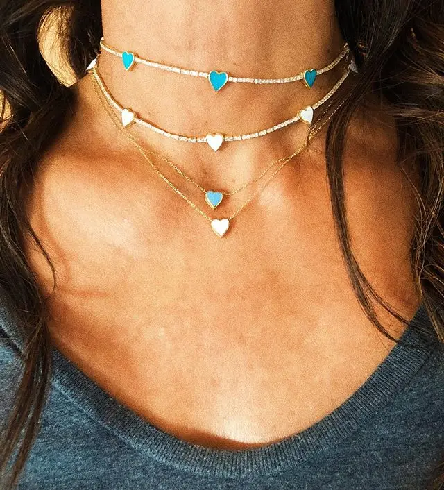 Подарок подруге на День святого Валентина красная черная белая эмаль