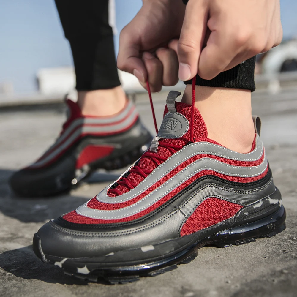 2019 Hot Sale Popular Men Breathable Mesh Casual Shoes Lightweight Anti-Slip Sneakers Comfortable Walking Footwear |