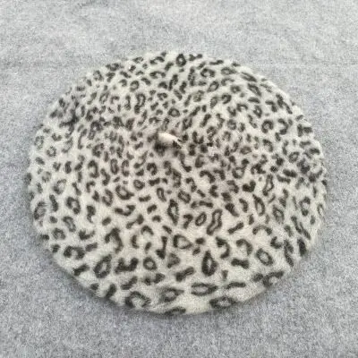 MAERSHEI Beanie берет Леопардовый Теплый зимний осенний берет Женская дикая Сексуальная шапка Gorros Bonnet для девочек красная кроличья шерсть шляпа художника Fe - Цвет: 8 COLOR