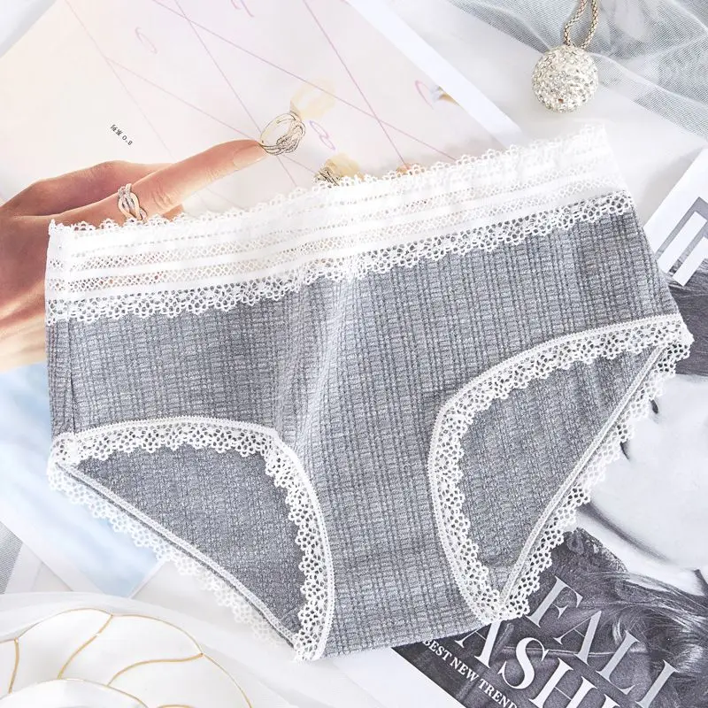 Женские бесшовные кружевные трусики однотонные дышащие хлопковые с низкой