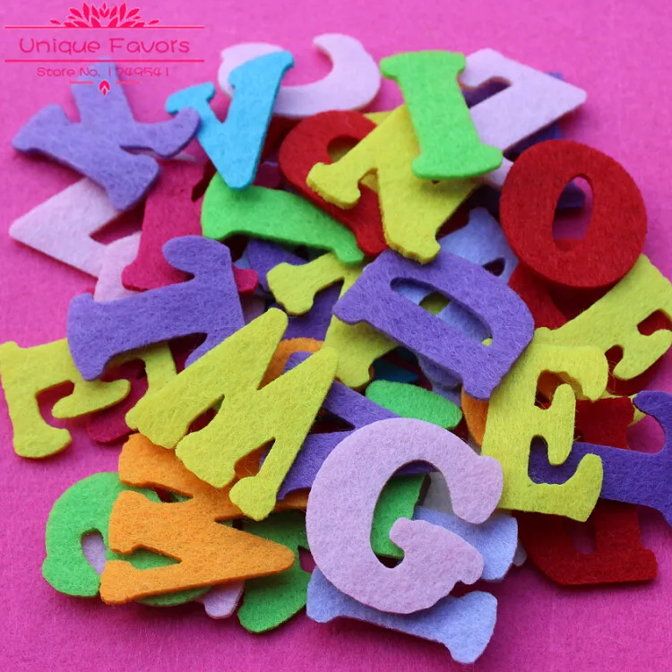 260/шт. В ассортименте высекальные фетровые буквы алфавита из нетканого материала