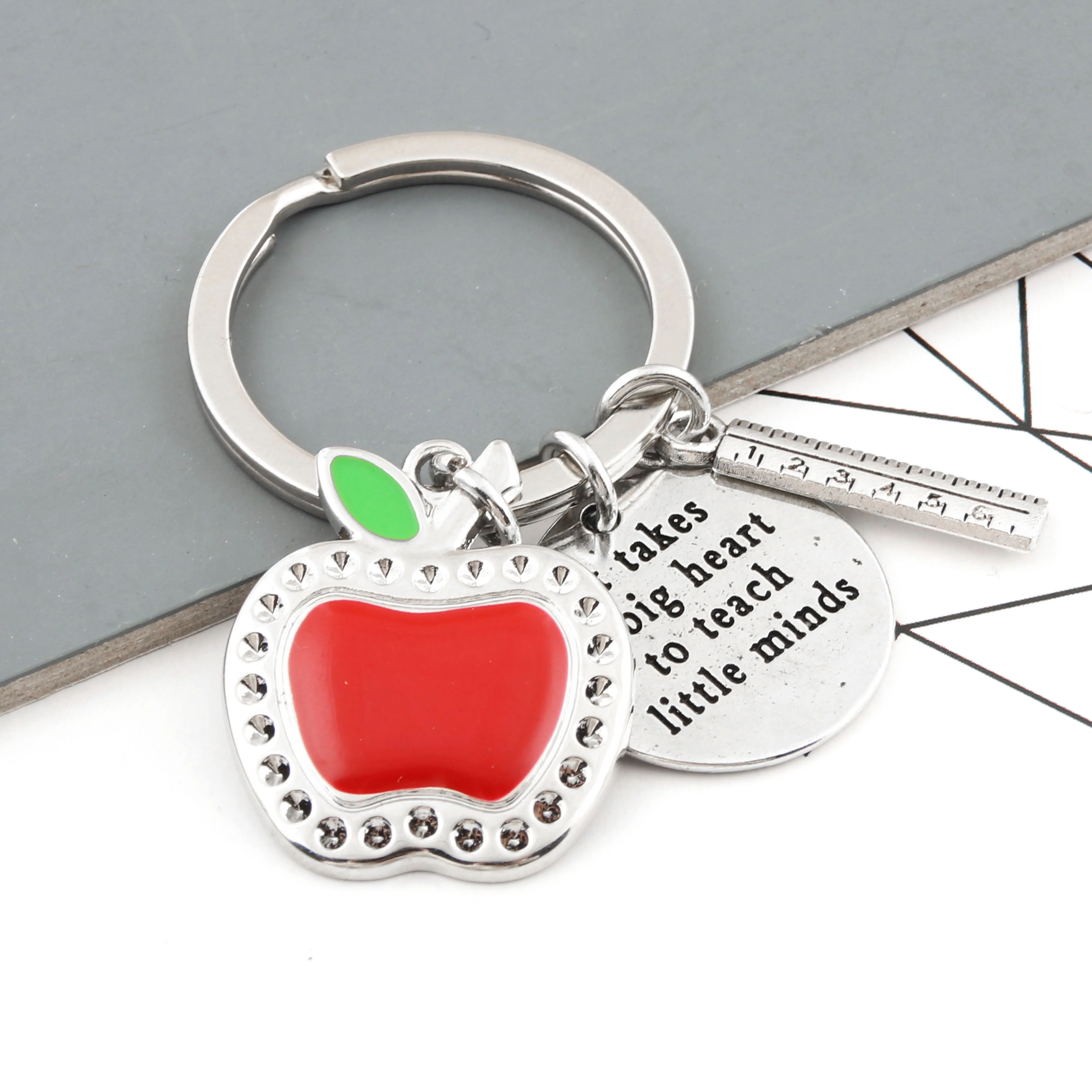 1Pc Red Apple Ruler Heart KeyChain Teachers Day Gift Keyring Graduation For Student Jewelry E2398 | Украшения и аксессуары