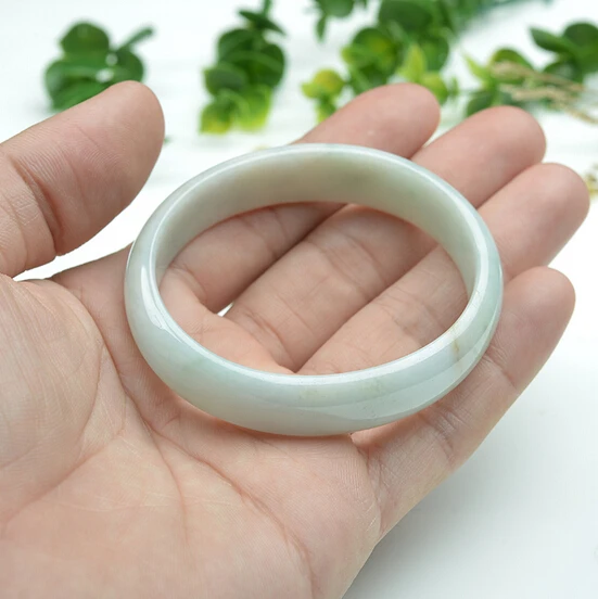 DYY 1028+++A jade bracelet Yuhuan Royal green flowers floating female Bracelet | Украшения и аксессуары