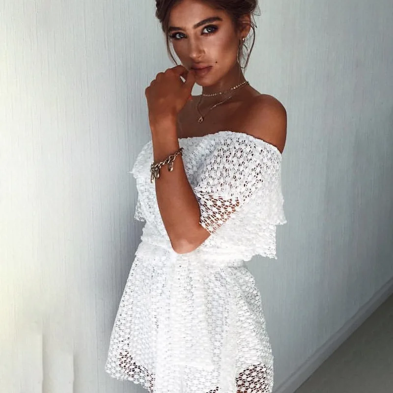 2018 Для женщин летние оборками Playsuit сексуальный свободно белый выдалбливают Slash
