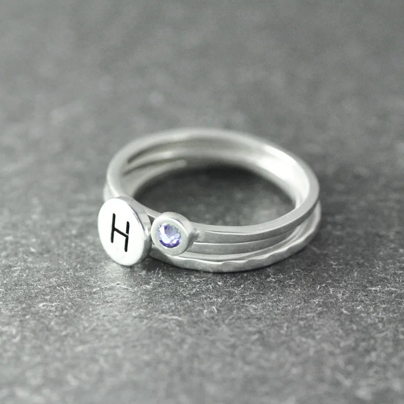 Индивидуальное первоначальное кольцо с гравировкой укладка 3 кольца набор