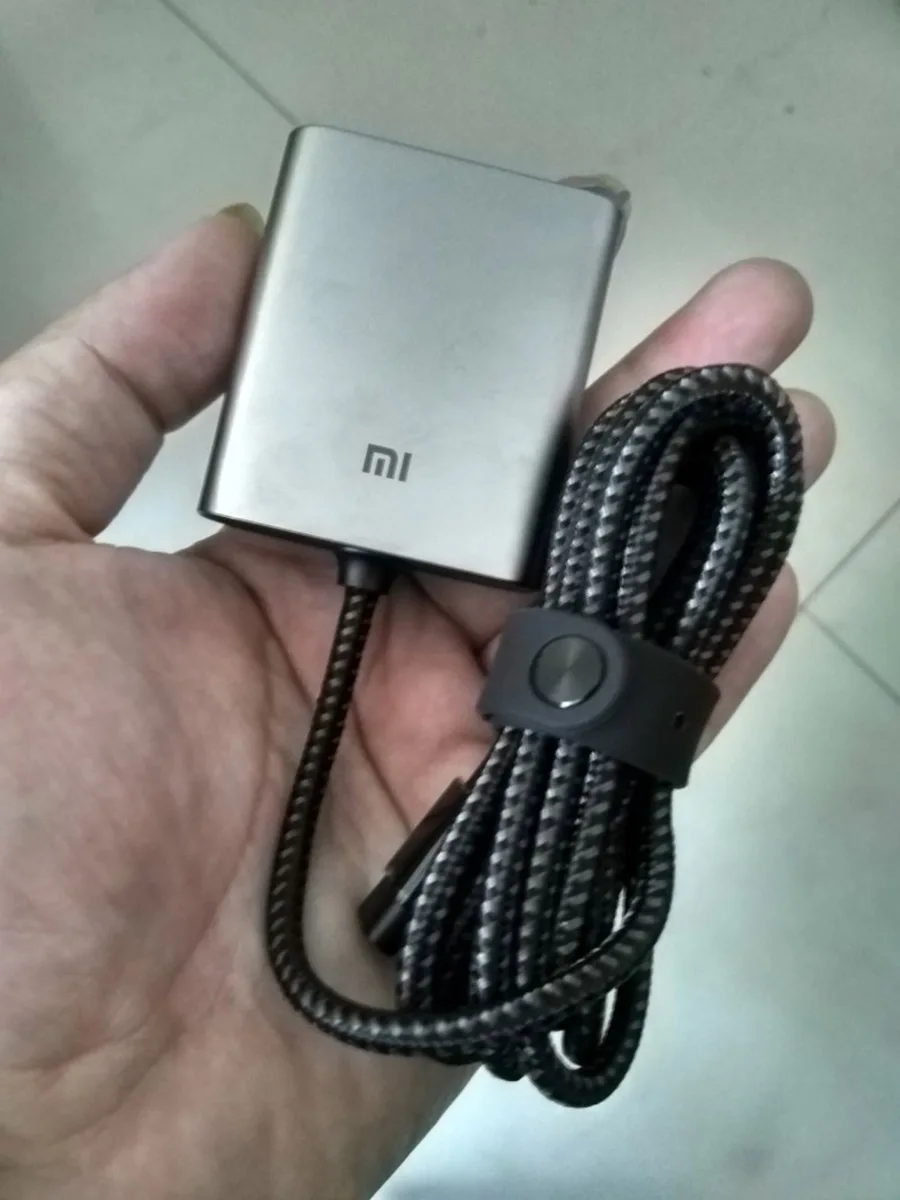 Оригинальное автомобильное зарядное устройство Xiaomi QC3.0 быстрая версия Расширенный аксессуар USB-A USB-C двухпортовый Выход Smart