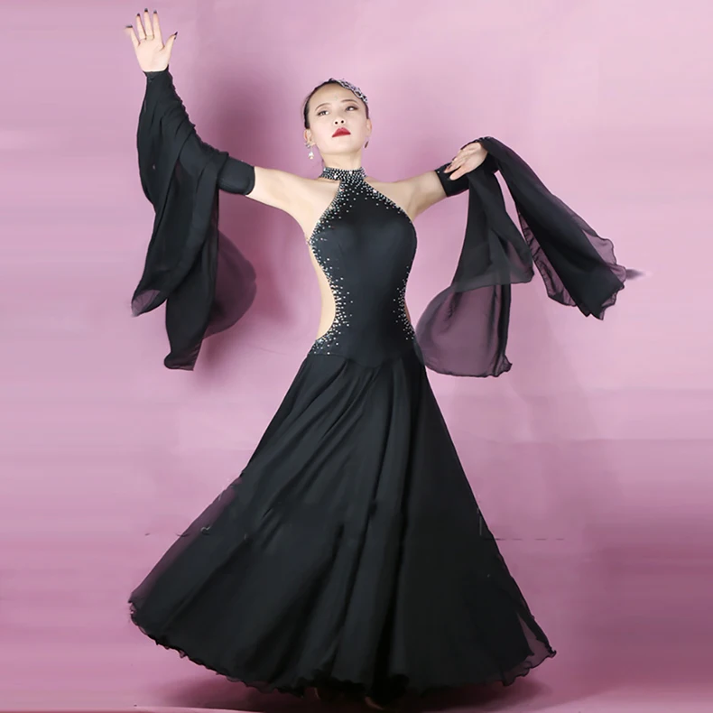 Новейшие современные танцевальные платья для дам черного цвета без рукавов с