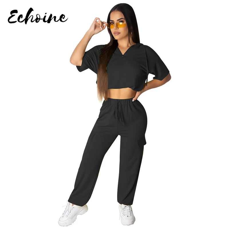 Костюм спортивный женский из двух предметов с капюшоном на молнии спереди| |