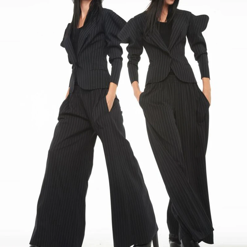 Женский блейзер в полоску TWOTWINSTYLE черный пиджак с длинным рукавом и широкими