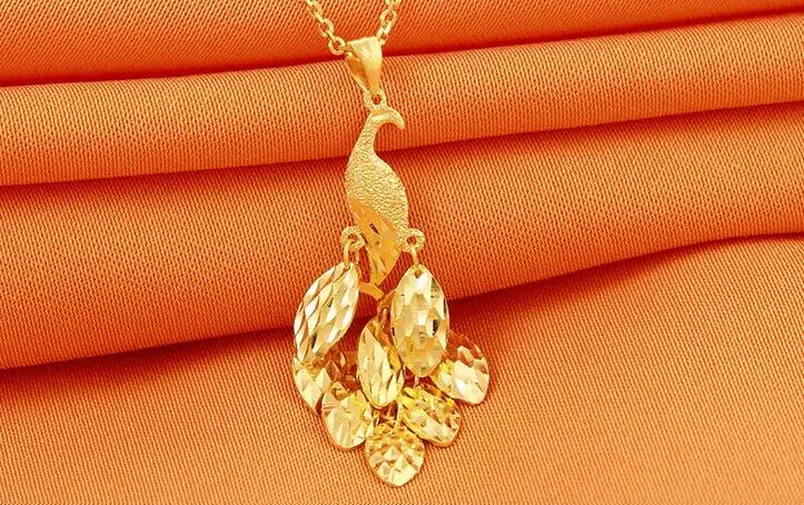 

New Pure 24K Yellow Gold Pendant 3D Peacock Pendant / 2.29g