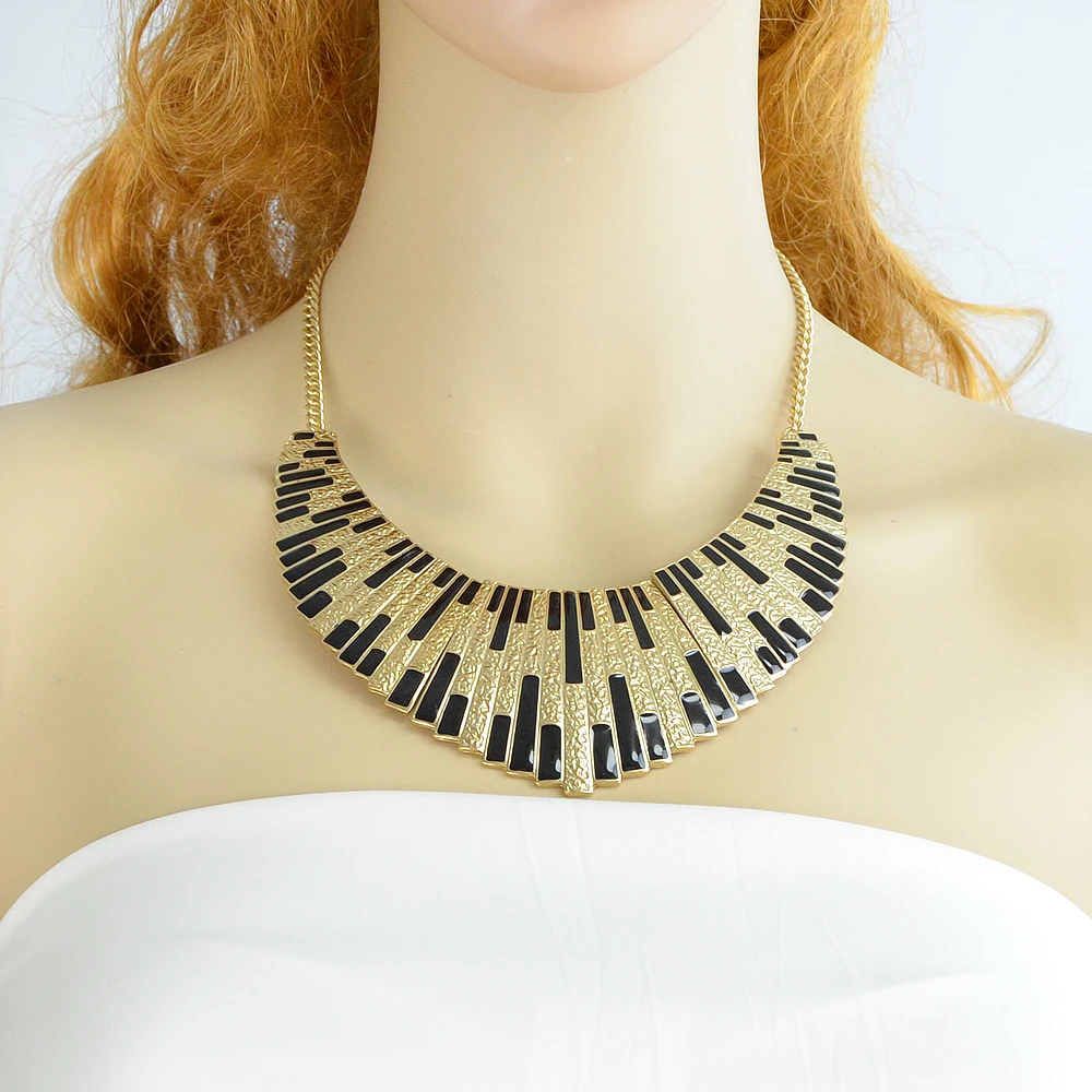Себе Chocker Цепочки и ожерелья цвет: черный синий Цвет эмаль стимпанк