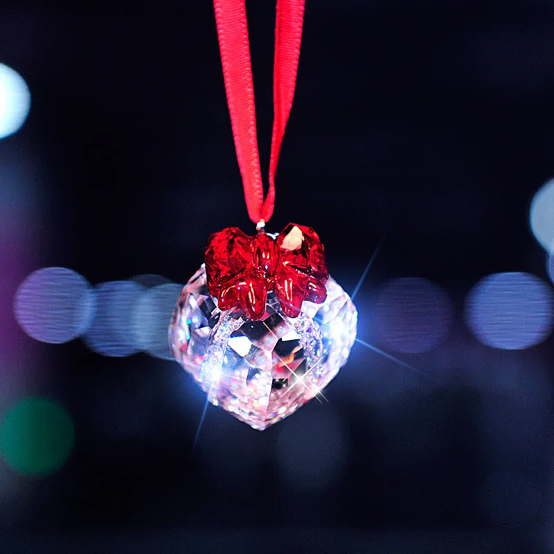 

Cute Clear Glass Crystal Gift Box with Red Bow Christmas Pendant Girl Gift Home Decor DEC338