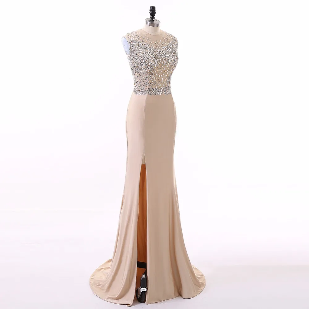 Длинные вечерние платья цвета шампанского без рукавов с глубоким вырезом