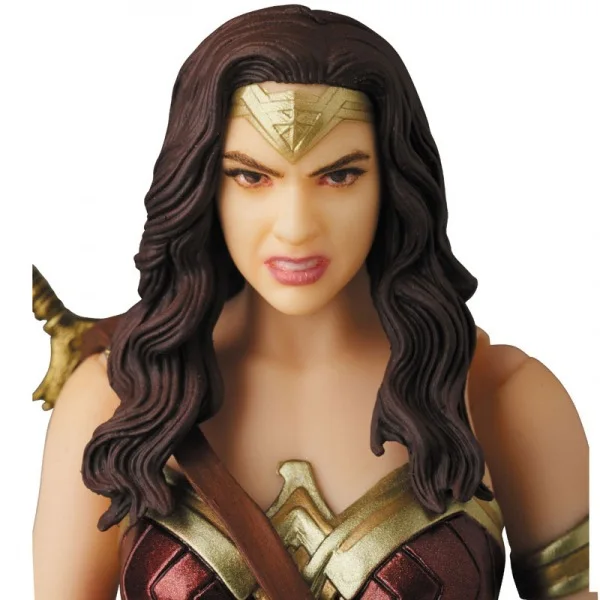 Чудо-Женщина действие фигурная пленка издание MAFEX 048 чудо-женщина подвижная