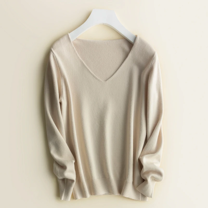

2018 autumn and winter new V-neck sweater women's head short wool sweater loose wild Korean long-sleeved shirt tops