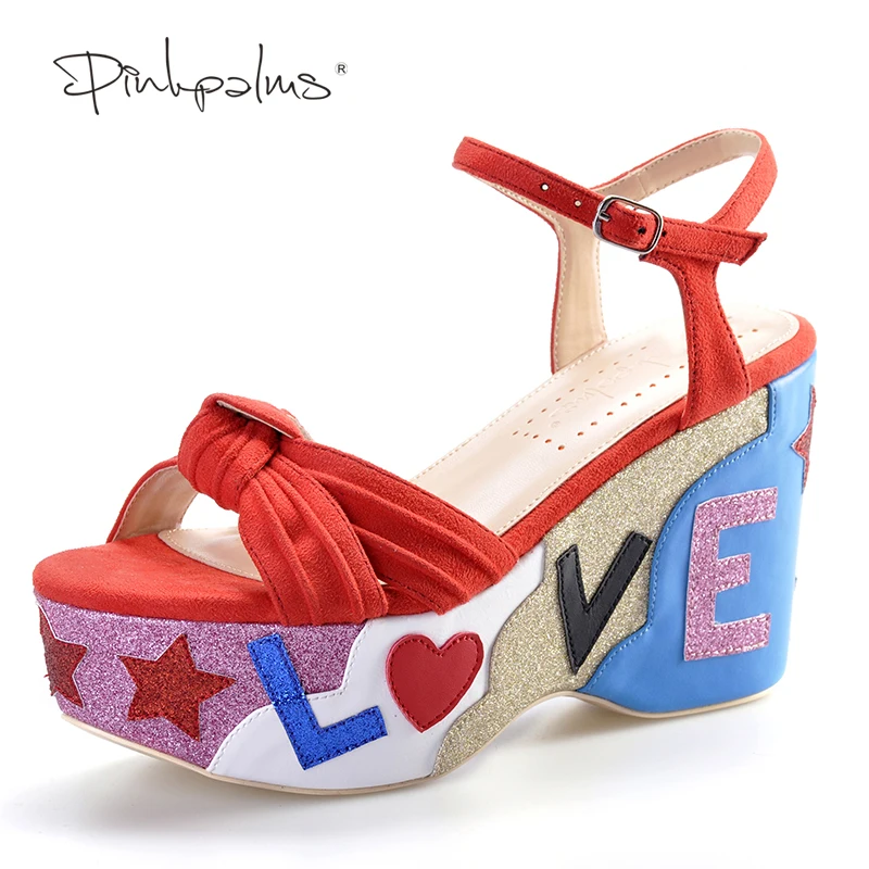 Розовые ладони Лето Новое поступление крест ремешок письма блеск танкетке