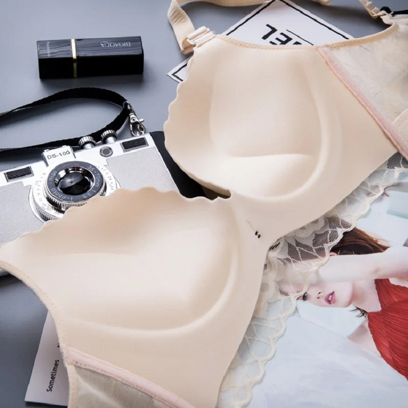 Нижнее белье для женщин бюстгальтер с треугольной волной и пуш апом кружевной 3D