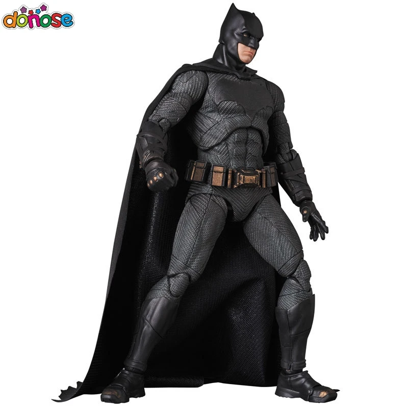 Фильмы Темный рыцарь Бэтмен Фигурка подвижная с аксессуарами MAFEX 056 Лига Справедливости фигурка модель детская игрушка