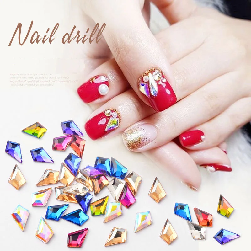 Стразы в форме меча 3D без горячей фиксации с плоским основанием клей на