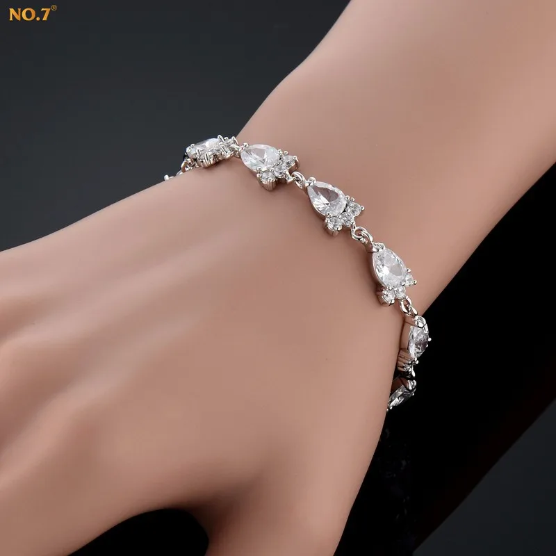 Роскошный браслет для женщин трендовый Топ кристалл сердце шарм Braclets с титановым