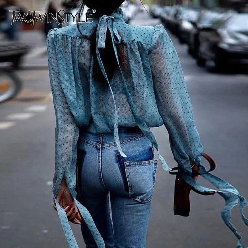 Женская шифоновая блузка TWOTWINSTYLE летняя в Корейском стиле горошек с воротником